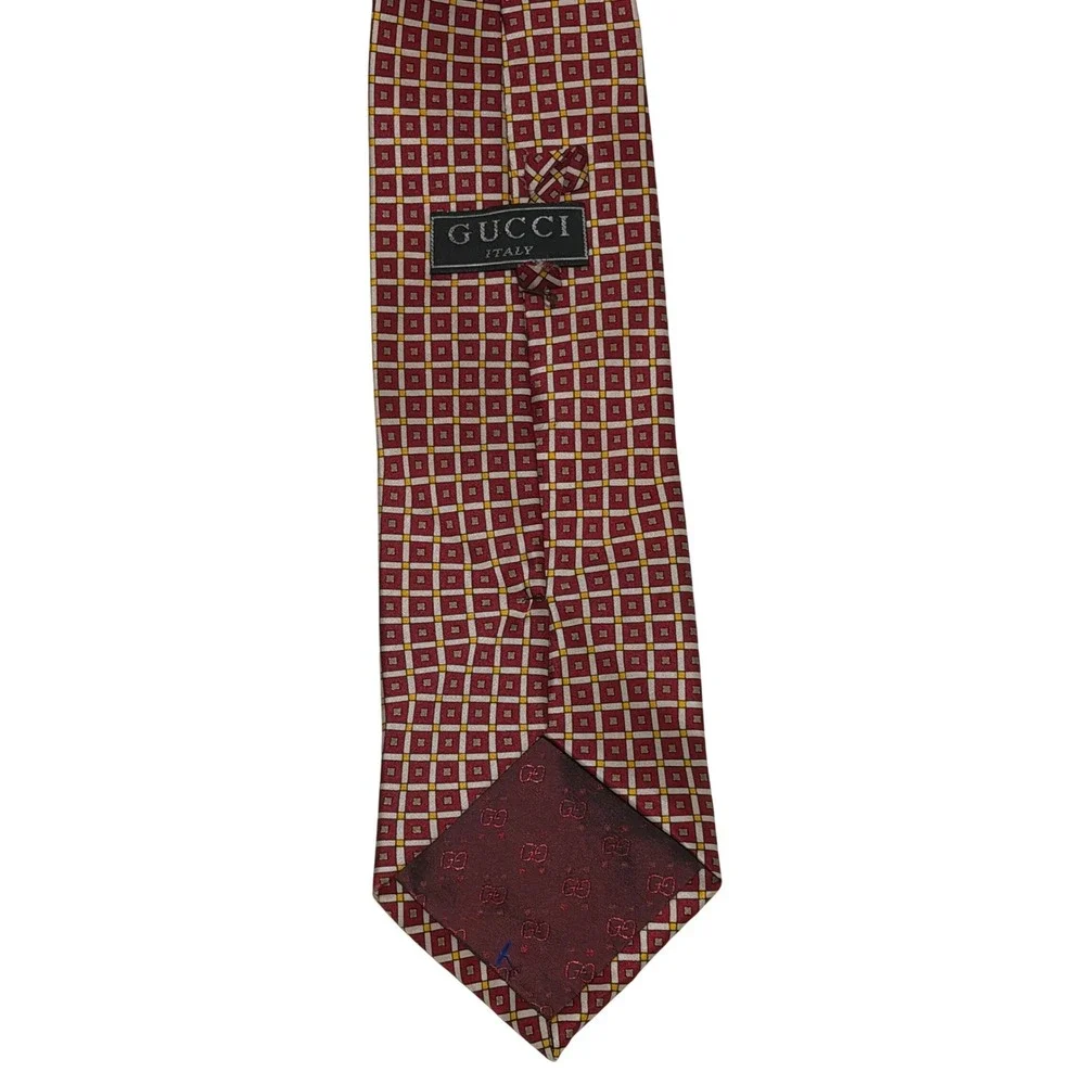 Gucci Mens Silk Tie Red Geometric Square Pattern Interlocking G Logo Italy